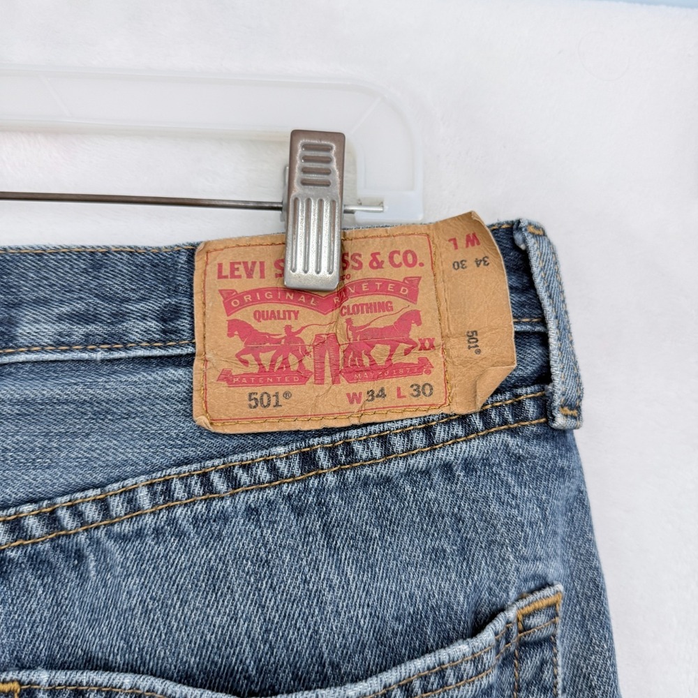 Levis 501 Jeans Mens 34x30 (32x29) Blue Original Fit Straight Leg Button Fly - Picture 11 of 13